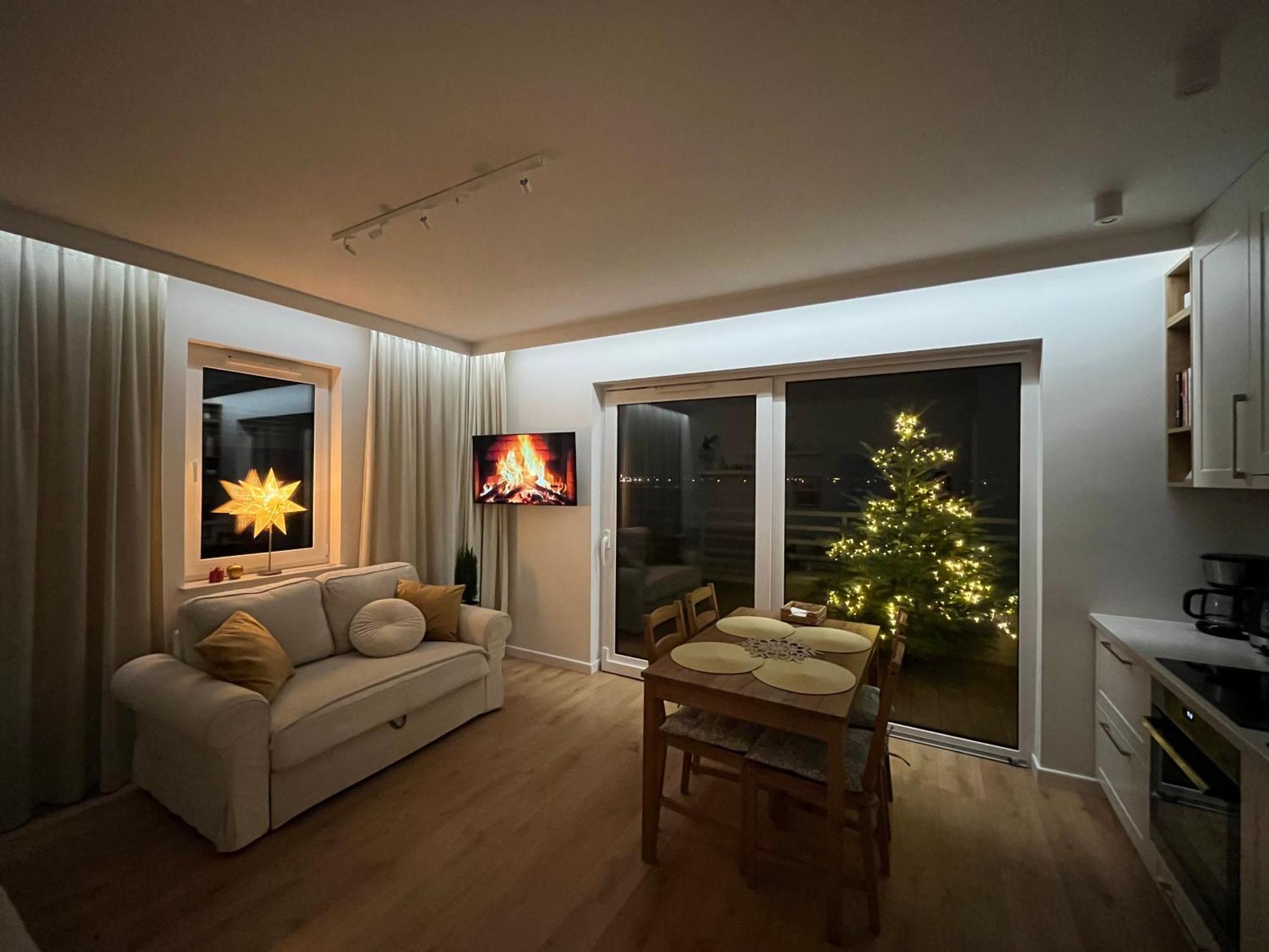 Apartament Nowe Ogrody Лешно Екстериор снимка